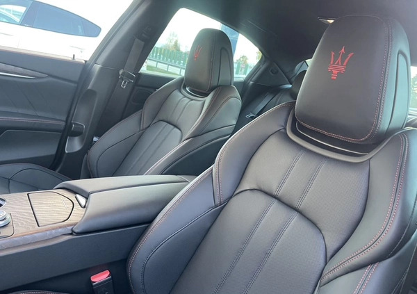 Maserati Ghibli cena 131146 przebieg: 12, rok produkcji 2023 z Ostroróg małe 56
